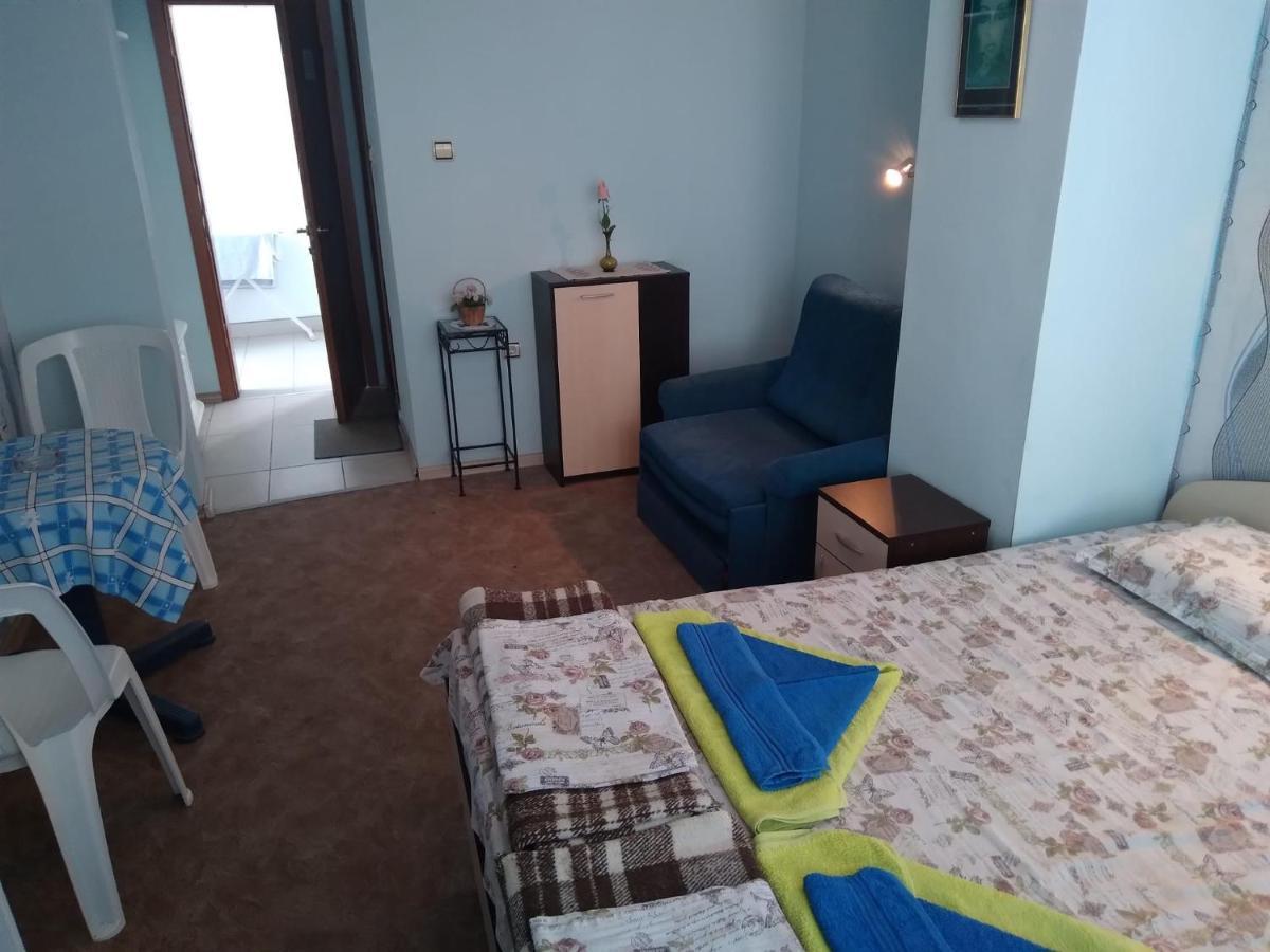 Хотел Елисей Chernomorets Ngoại thất bức ảnh