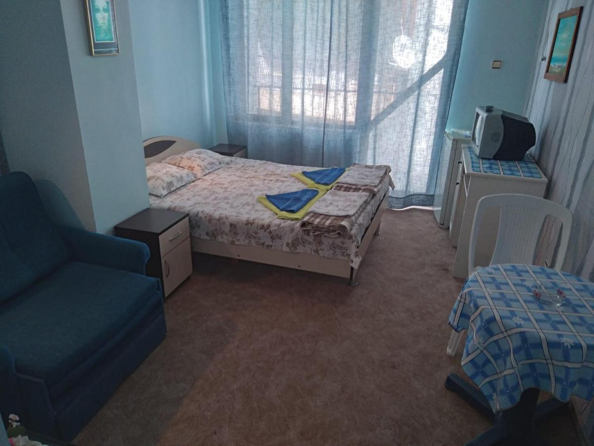 Хотел Елисей Chernomorets Ngoại thất bức ảnh